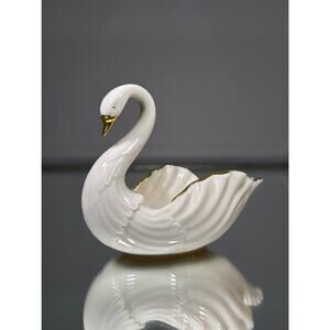 Vintage Lenox Porcelain Swan Figurine – 3.5” – Original Price Tag